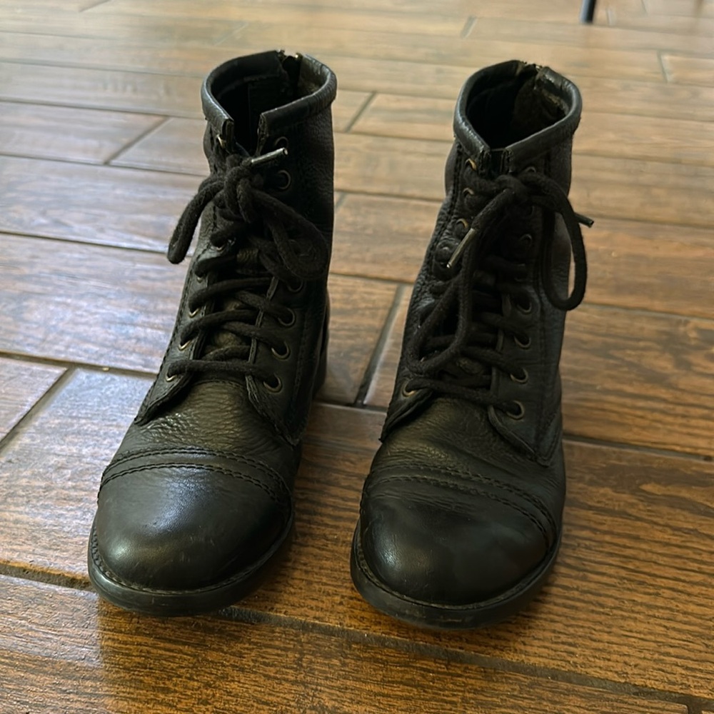 STEVE MADDEN BOOTS!